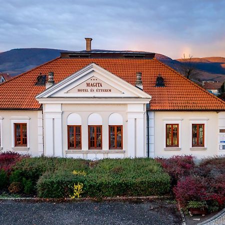 Magita Hotel Basko Eksteriør billede